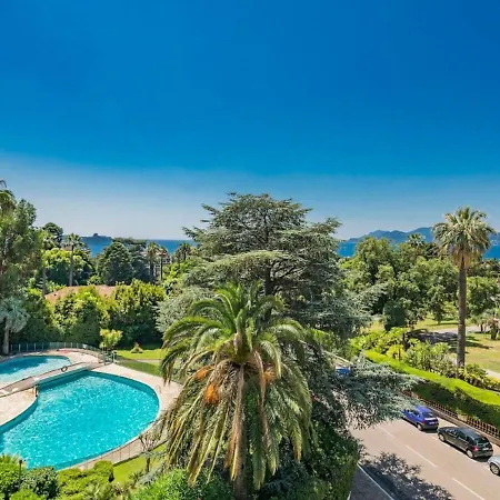 De Luynes By Interhome Lägenhet